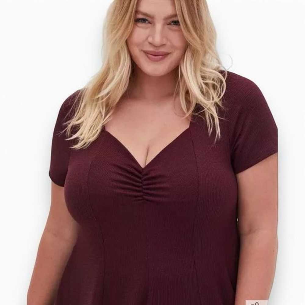 Torrid Slub Rib Fluted Dress size 2 Wine - image 3