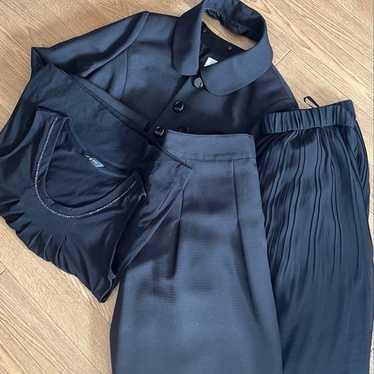 Black Suit 4-Piece Set