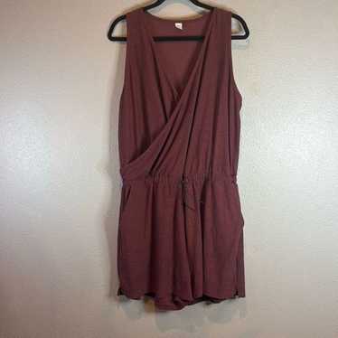 Old navy active Heather maroon romper XL