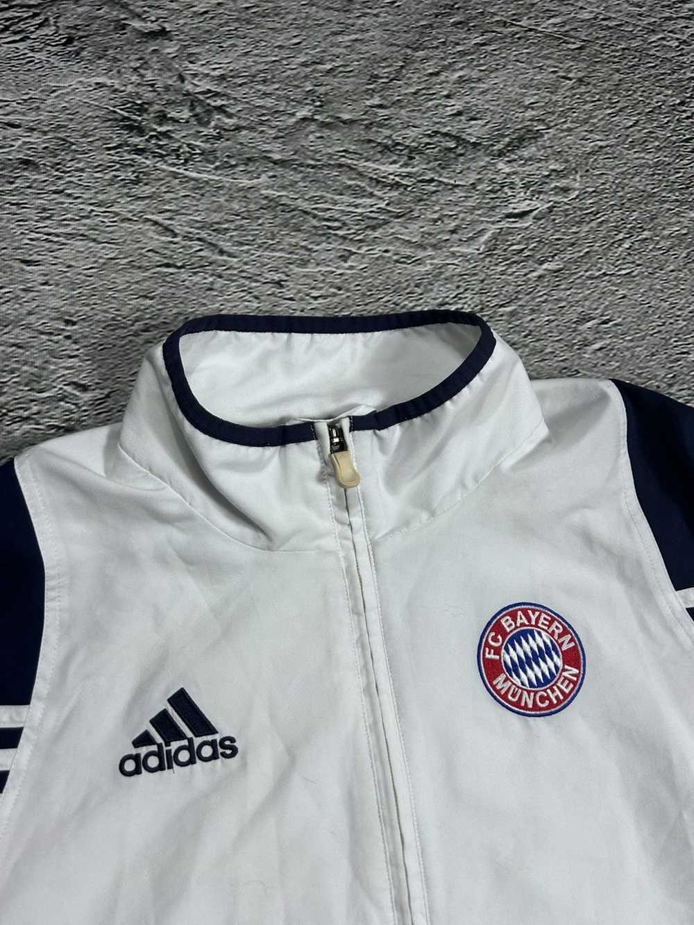 Adidas × Soccer Jersey × Vintage Adidas Bayern tr… - image 2