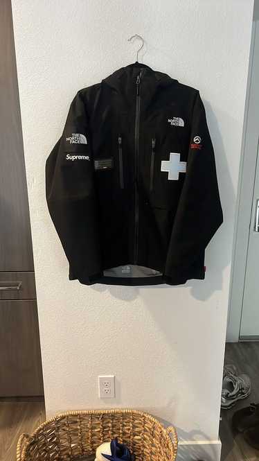 Supreme × The North Face Supreme NorthFace Jacket