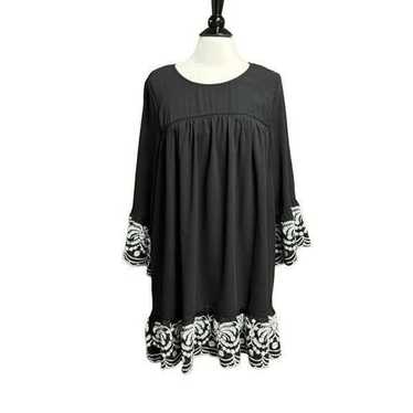 Entro Black Embroidered Bell Sleeve Ruffle Dress S