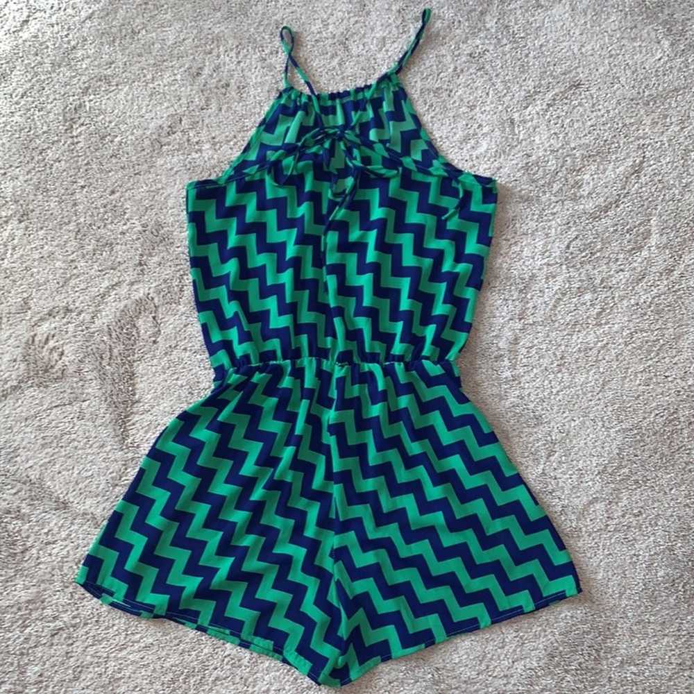 MITTO Blue & Green Sleeveless Chevron Shorts Romp… - image 7