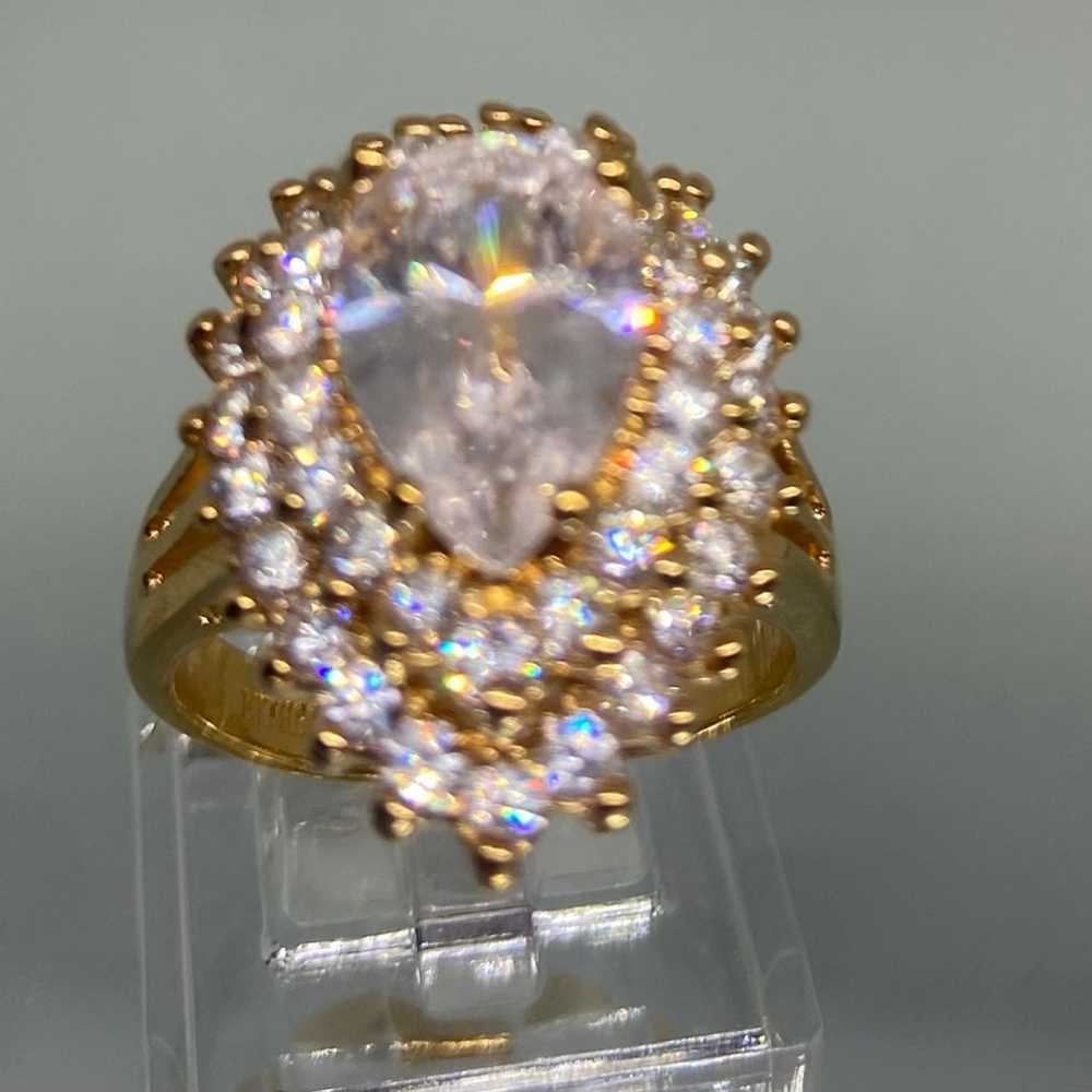 Vintage 14 Kt HGE Clear Pear Cut Faceted Layered … - image 5