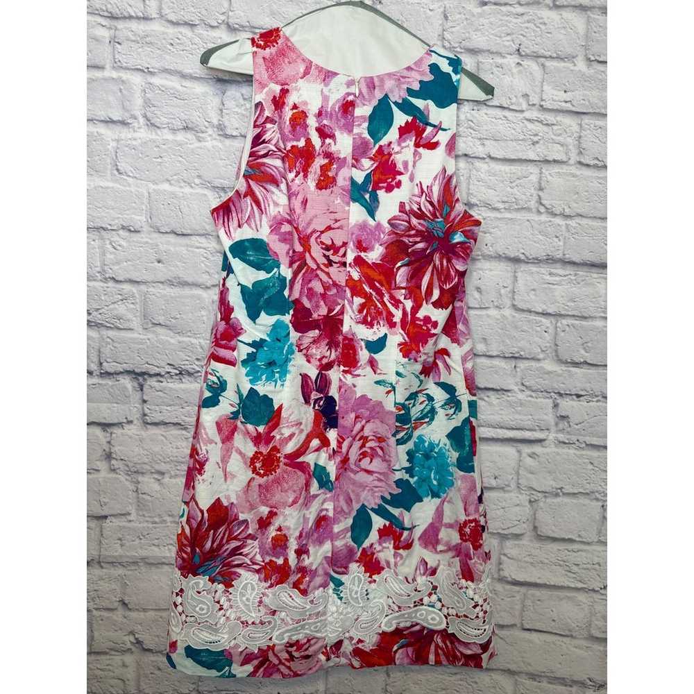 Eliza J Floral Mini Sleeveless Dress w/ Lace Embr… - image 3