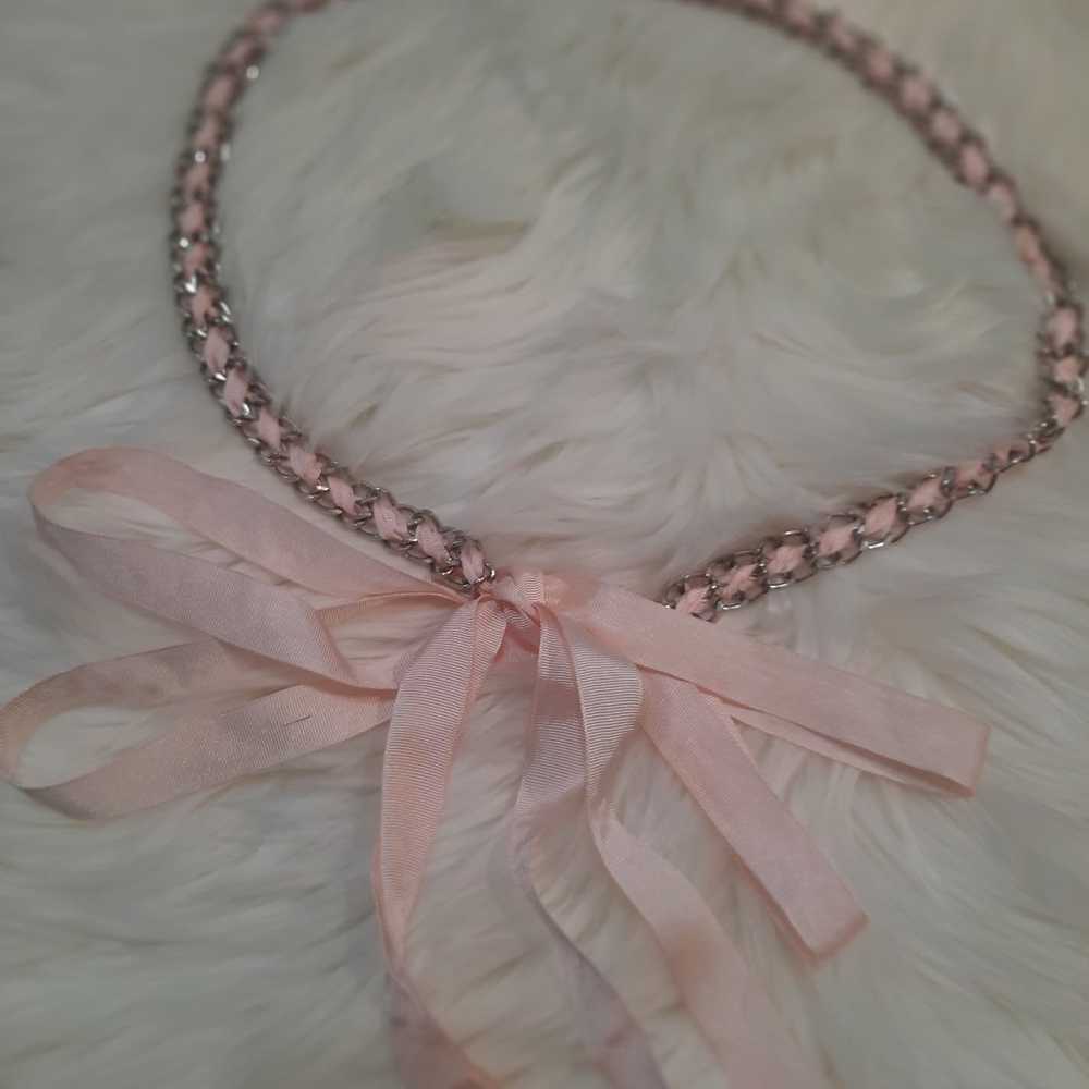 Vintage style chain belt - silver chain/ pink rib… - image 2