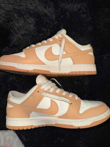 Nike Nike dunk low moon harvest