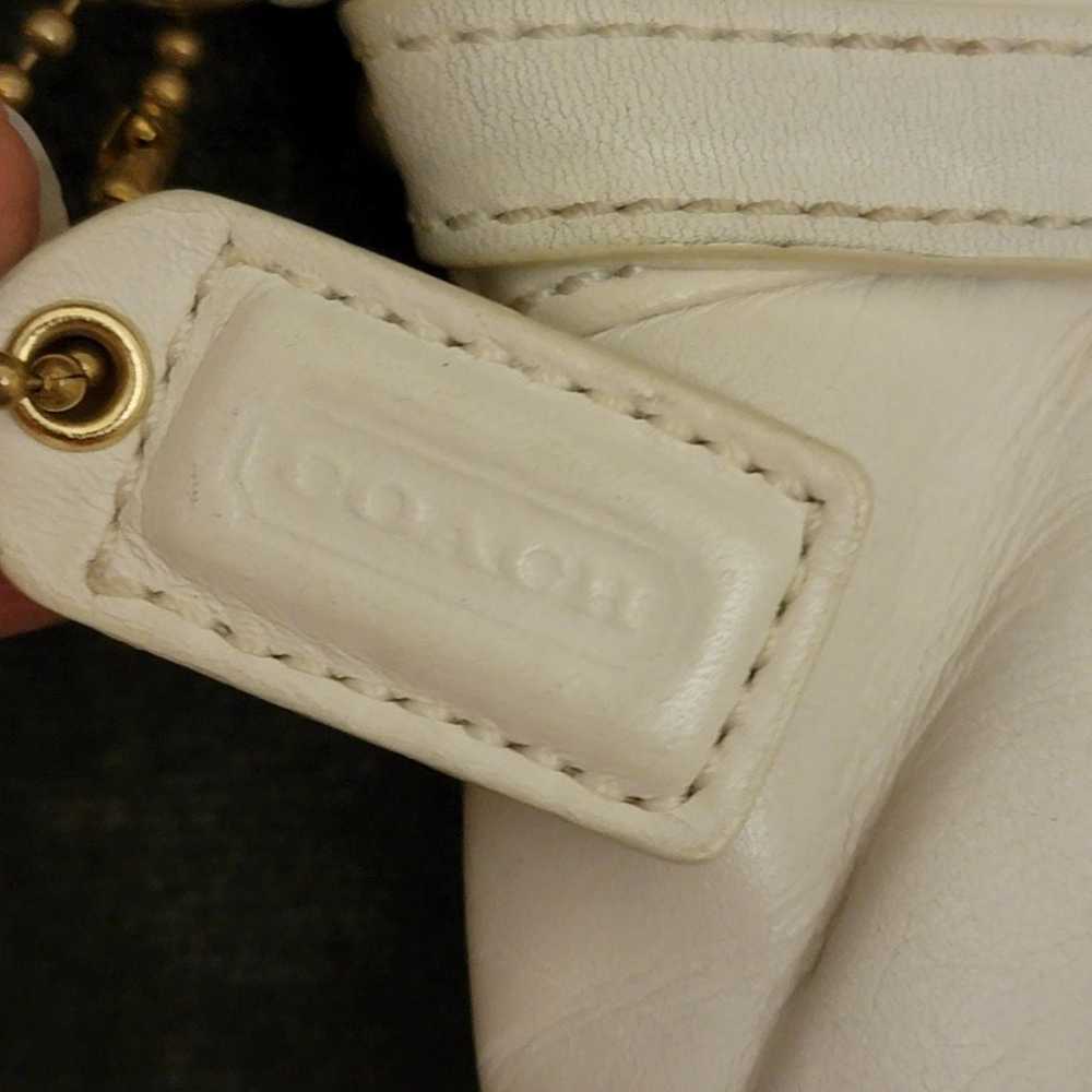 Vintage Coach Off White Leather Wristlet - image 2