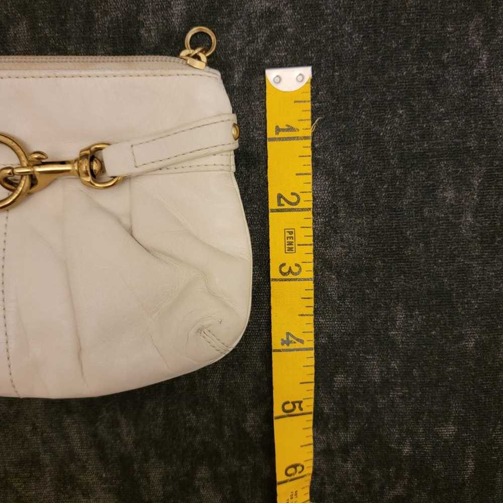 Vintage Coach Off White Leather Wristlet - image 8