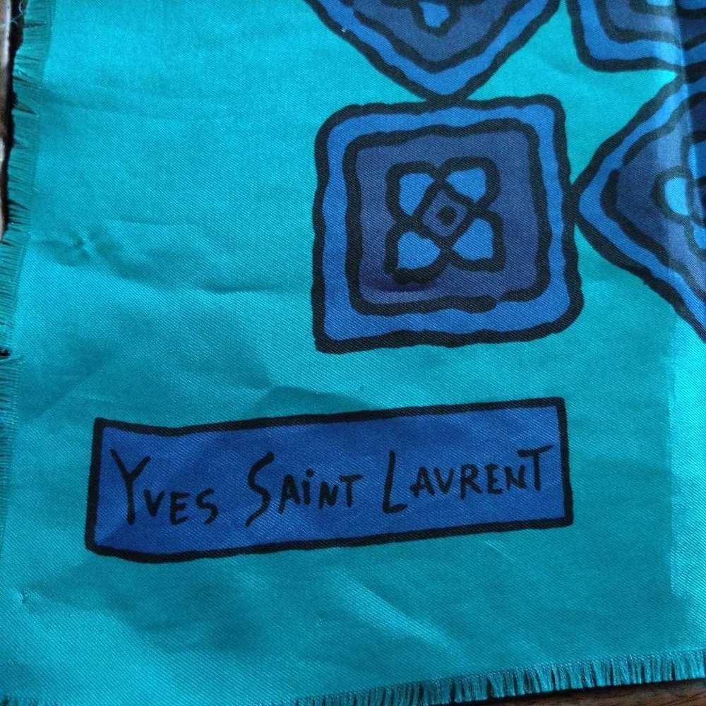 Sale‼️ Vintage retro pattern scarf Yves Saint Lau… - image 2