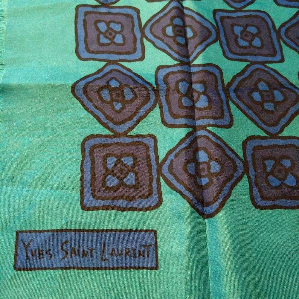 Sale‼️ Vintage retro pattern scarf Yves Saint Lau… - image 5