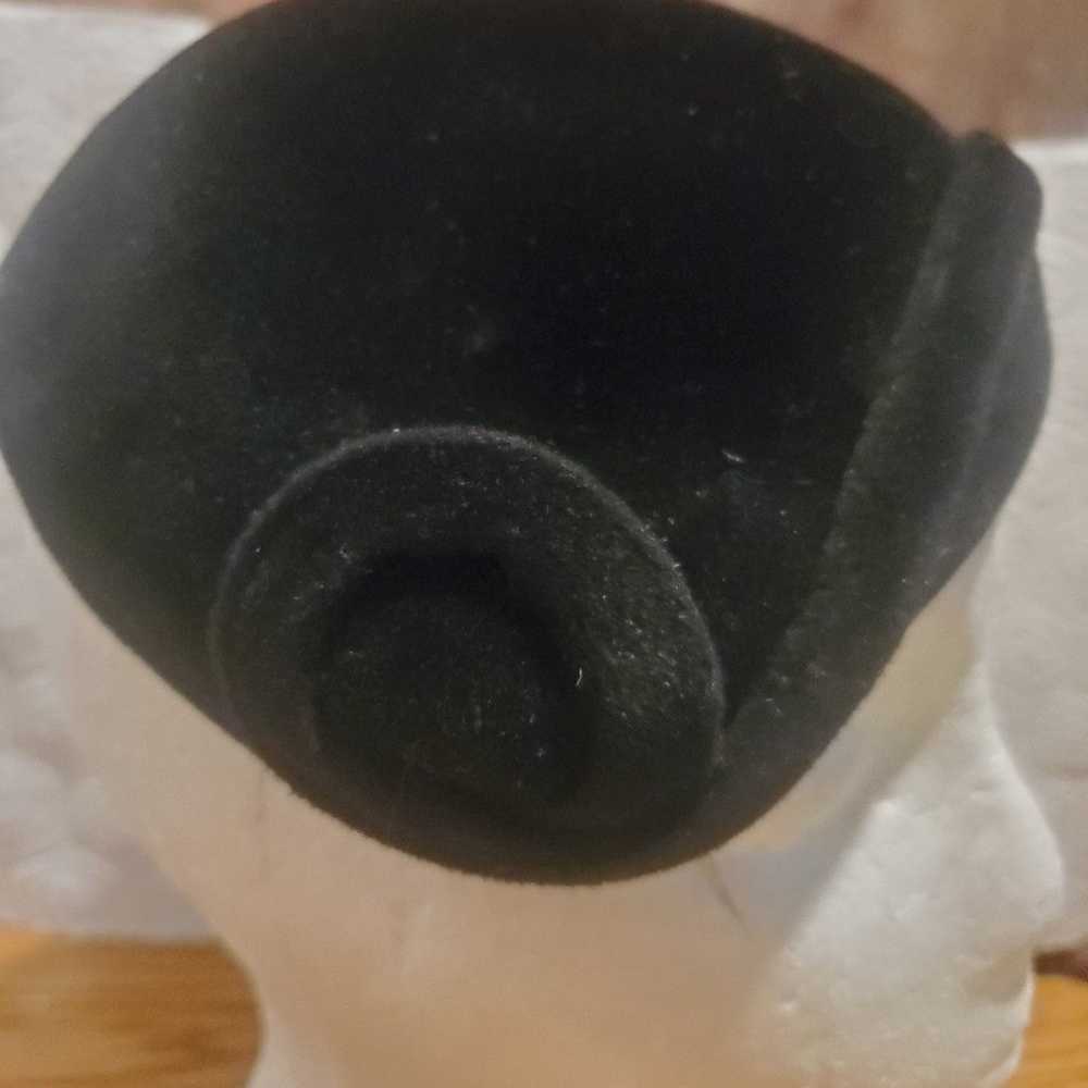 VINTAGE  VELOUR  LADIES  BLACK FELT CURVETTE HAT … - image 6