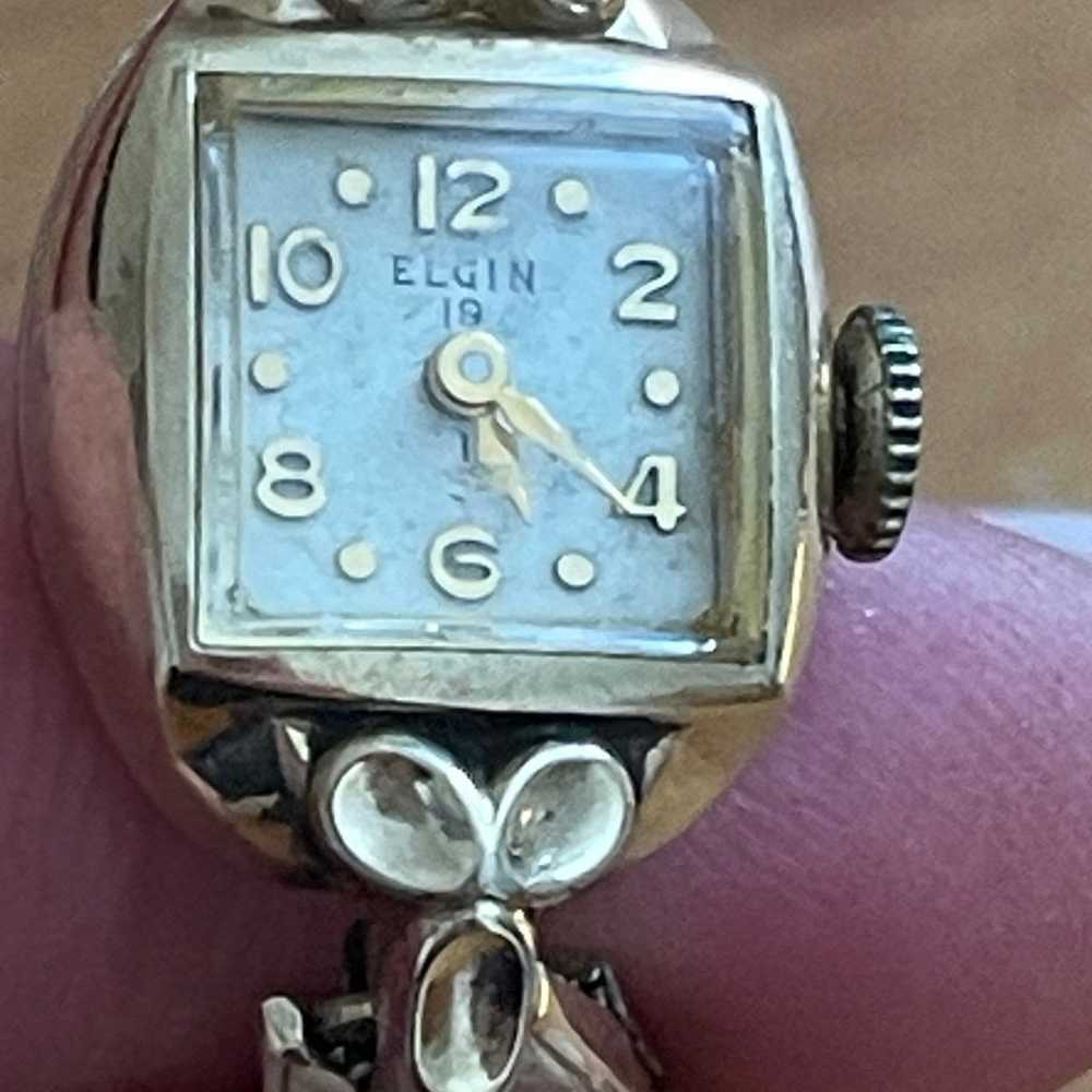 Vintage ELGIN ladies watch with gold band WORKS - image 8