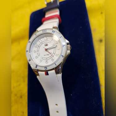 VINTAGE Y2K Tommy Hilfiger Womens Watch