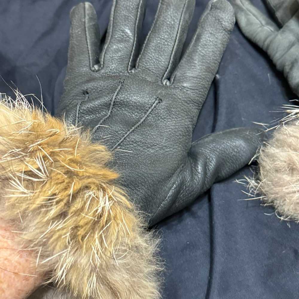 Black leather gloves with real fur small - image 6