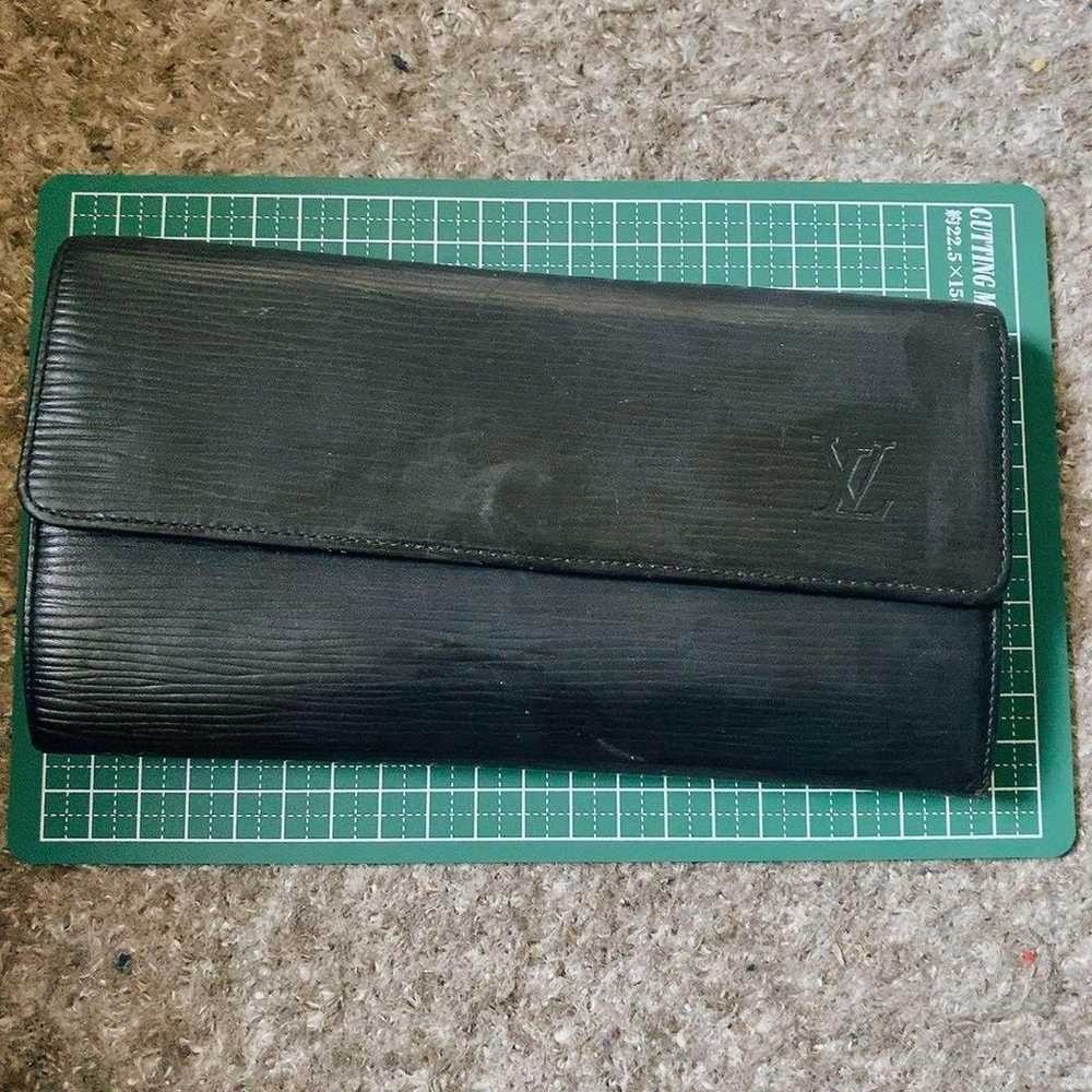 VUITTON Louis Vuitton Epi long wallet Black - image 6