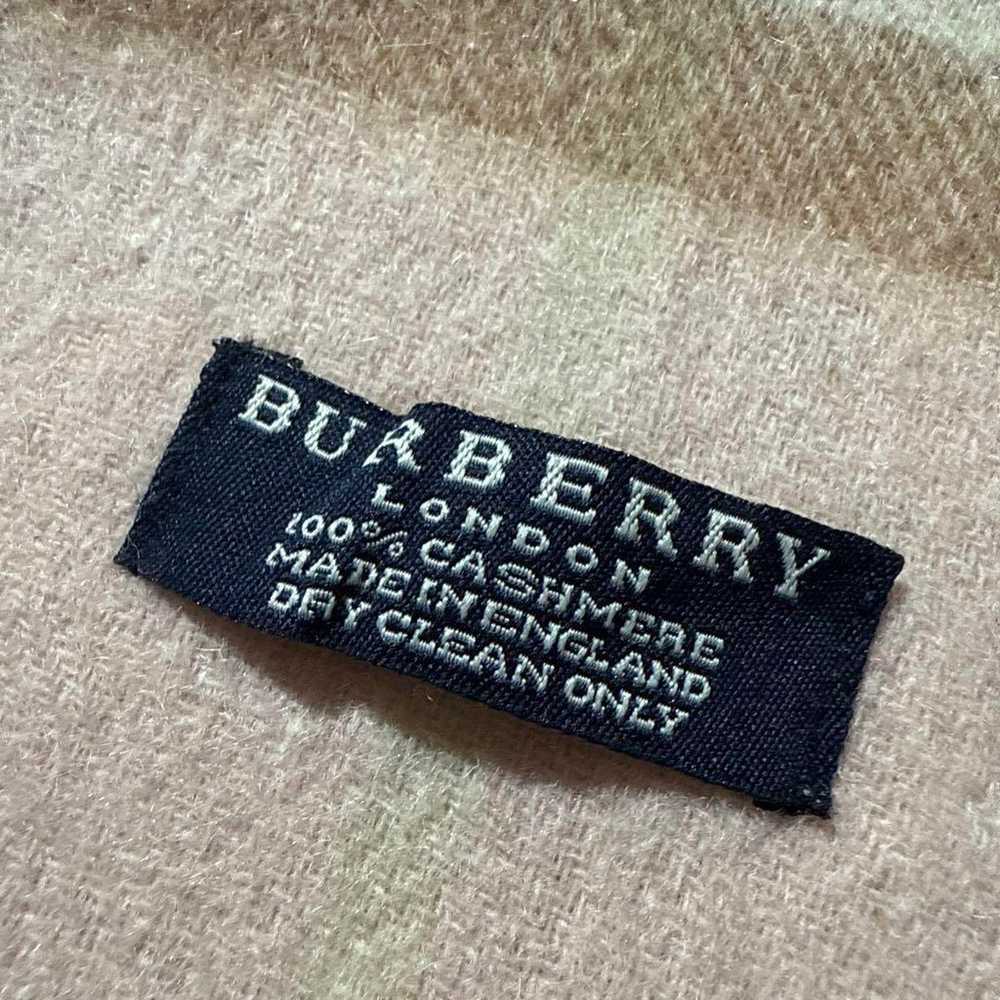 Burberry London 100% Cashmere Nova Check Scarf - image 4