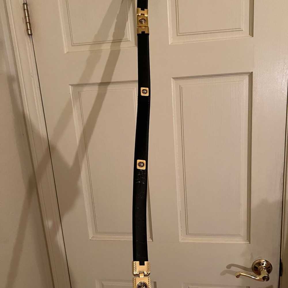 VINTAGE VERSACE BLACK & GOLD BELT - image 7