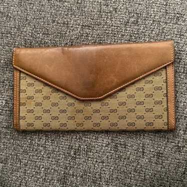 Gucci vintage wallets for women (best offer accep… - image 1