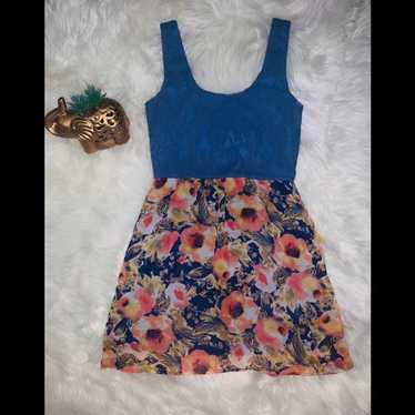 NWOT Lily Rose Beautiful floral sleeveless midi dr