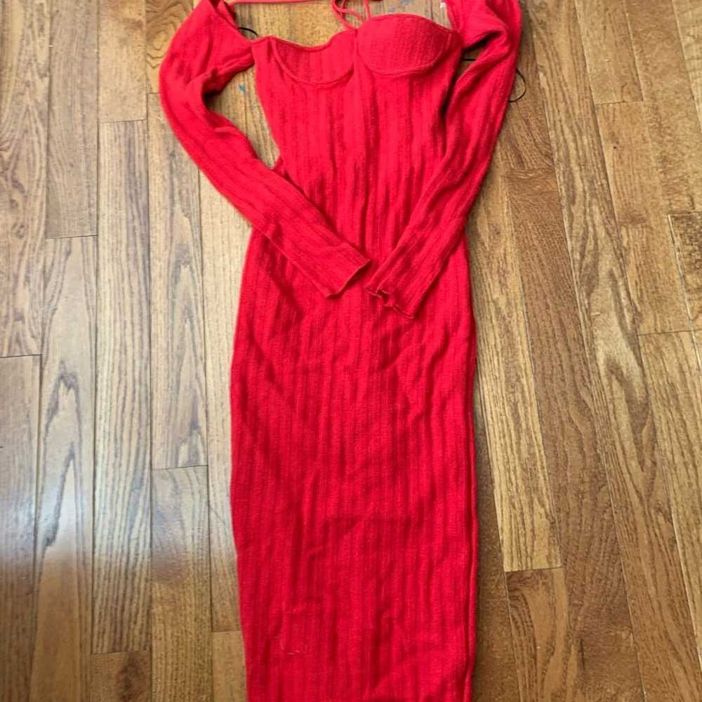 Pre-Loved LaQuan Smith Elegant Red Off-Shoulder M… - image 8