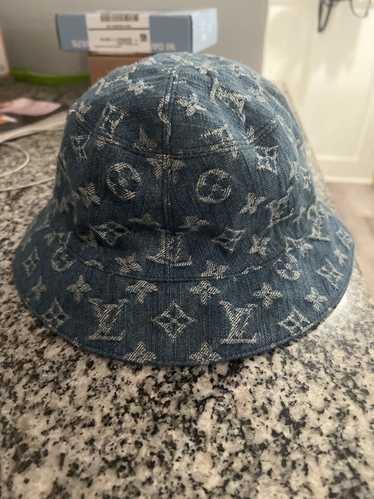 Louis Vuitton Louis Vuitton reversible bucket