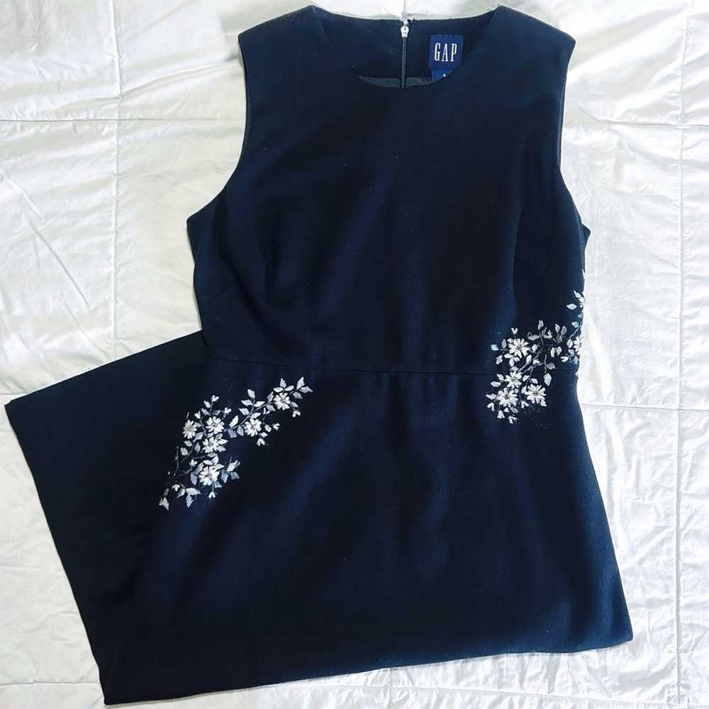 GAP Wool Black Embroidered Floral Shift Dress 4 V… - image 2