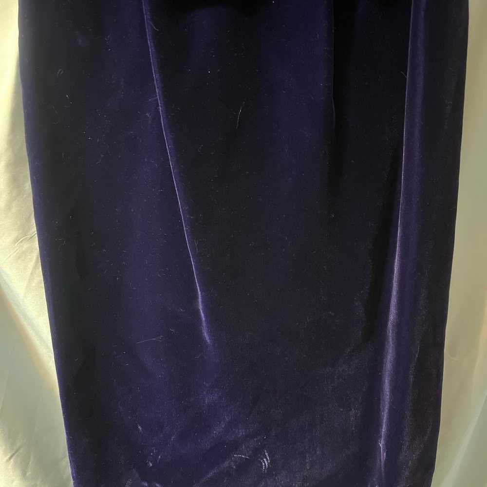 Vintage Women’s purple velvet sz. 5 dress - image 4