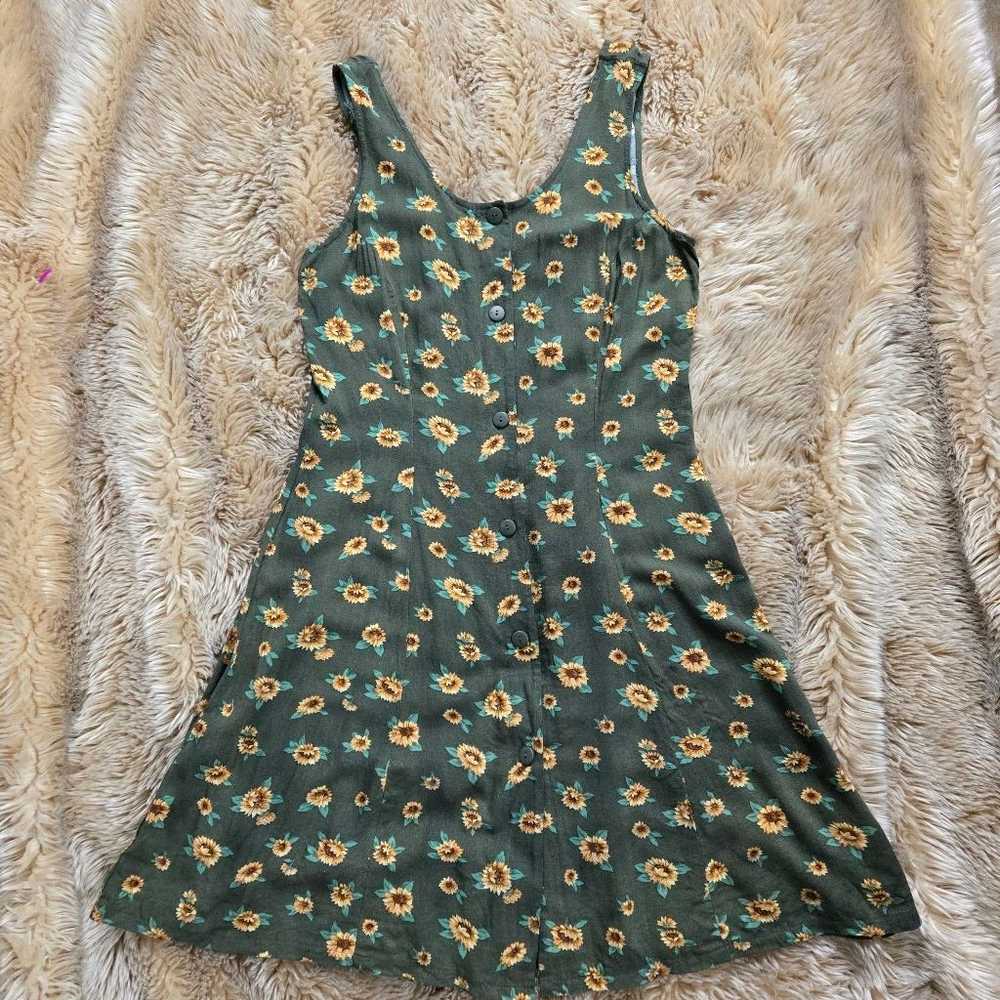 VINTAGE FASHION BUG SMALL GREEN FLORAL AUTUMN SUN… - image 1