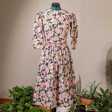 Vintage Floral Dress Size 4 - image 1