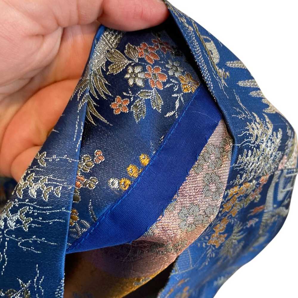 Vintage 70s Asian Brocade Blue Gold Hand Sewn Emb… - image 11