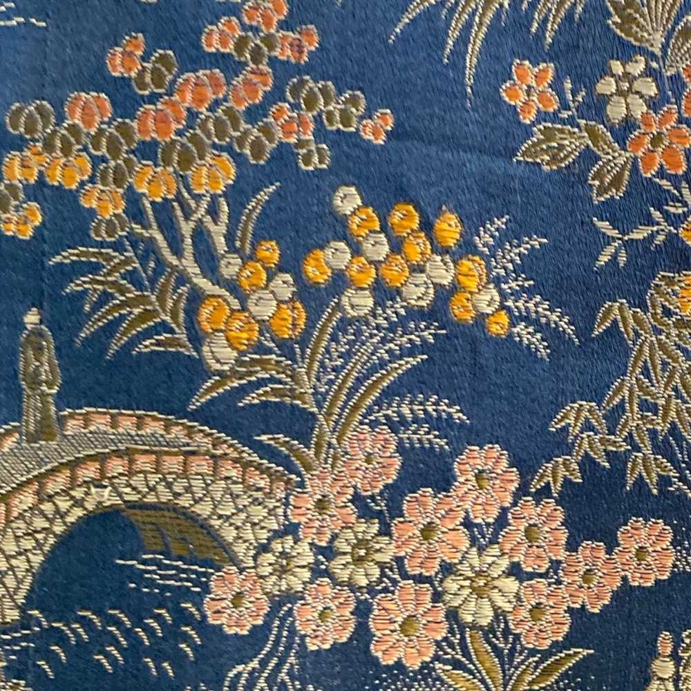 Vintage 70s Asian Brocade Blue Gold Hand Sewn Emb… - image 6