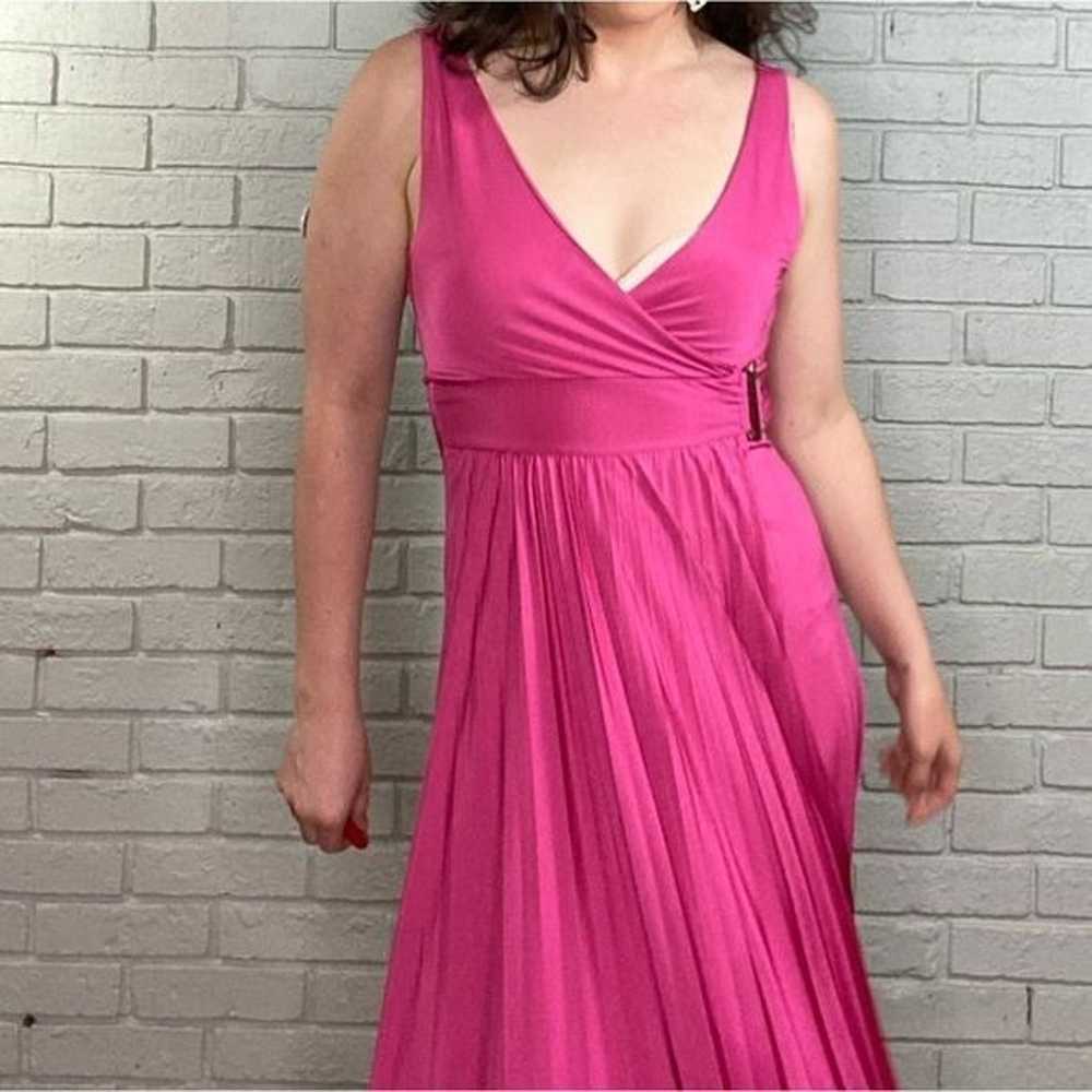 Vintage Pink V-Neck Flowy Stretch Dress Knee Leng… - image 5