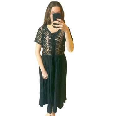 Vintage Lace Maxi Dress