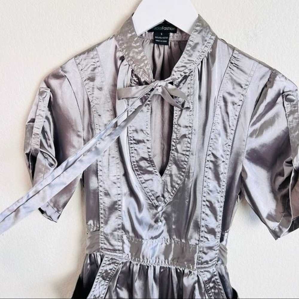 Y2K Silver Satin V-Neck Neck Tie Short Sleeve Bub… - image 8