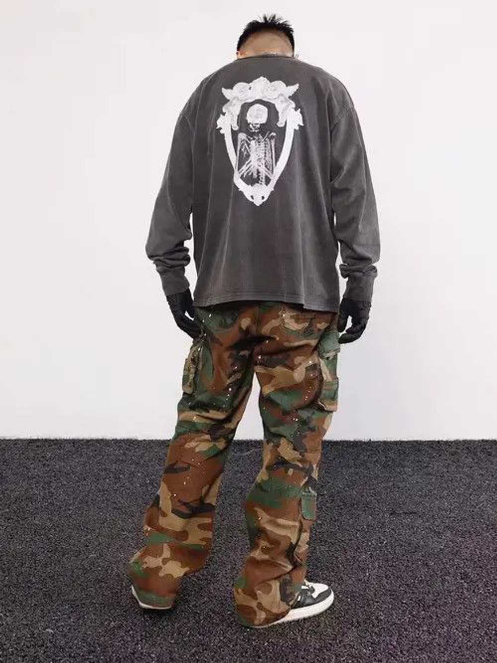 Custom × Streetwear × Vintage camo cargo paint pa… - image 2