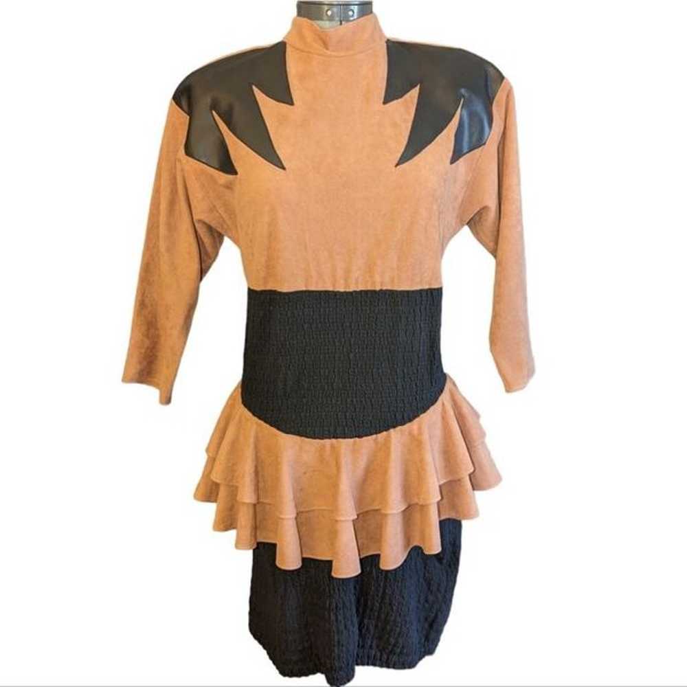 Vintage 80s brown dress with black leather details - image 2