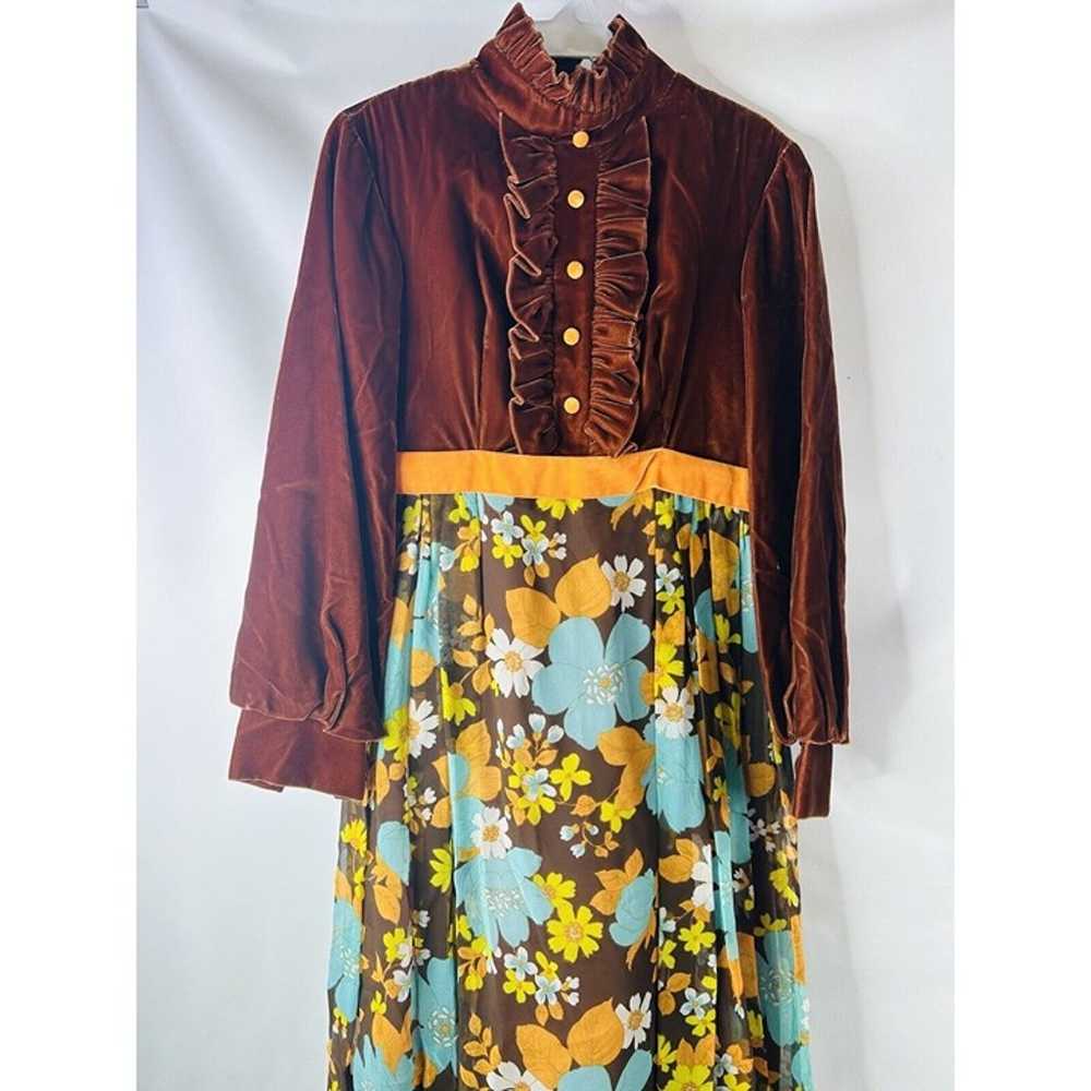 VTG 70s Womens Small Retro Floral Ruffled Velour … - image 3