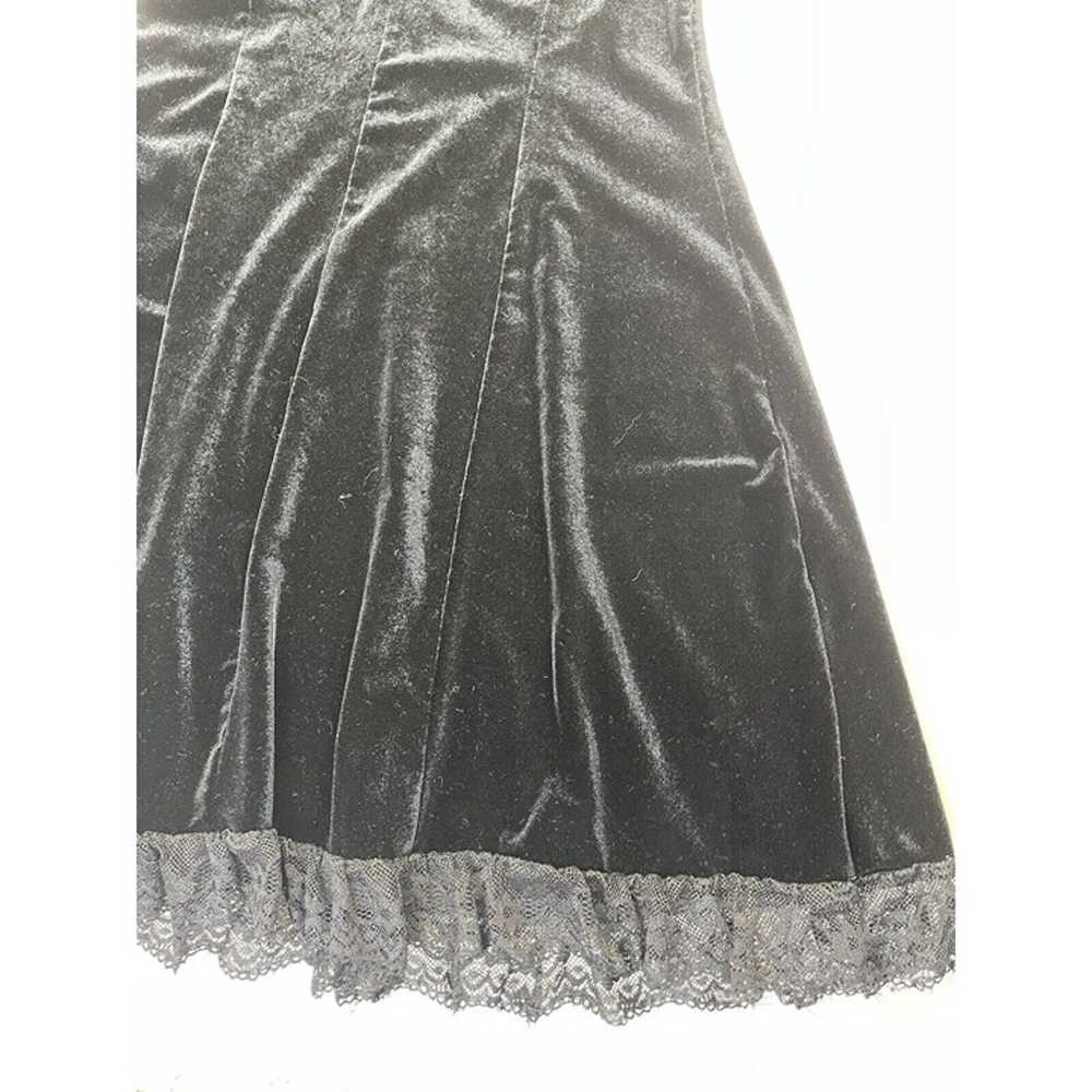 Vintage Womens S Velour Velvet Lace Trim Bell Sle… - image 7