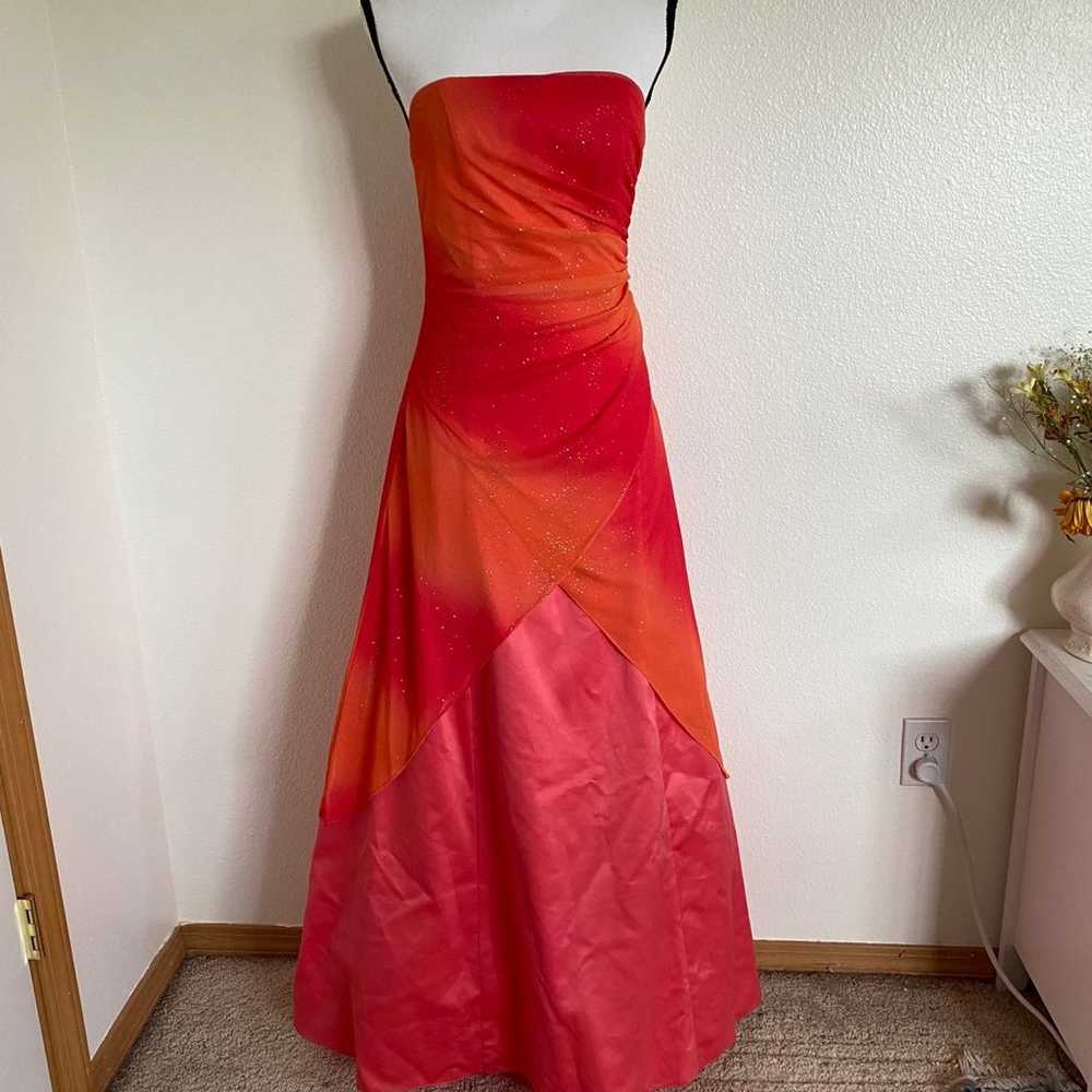 Vintage Strapless Formal Dress - image 1