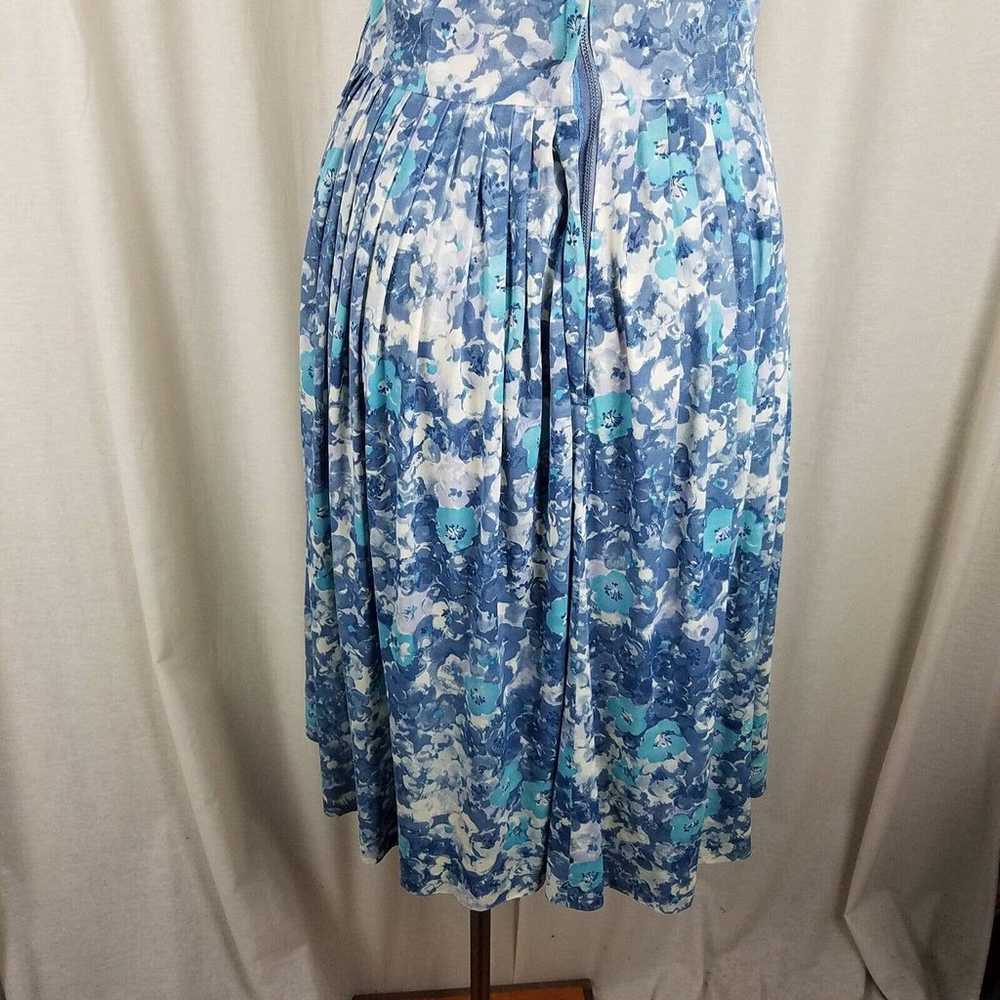 Vintage Wilshire of Boston Blue Floral Twirl Day … - image 6