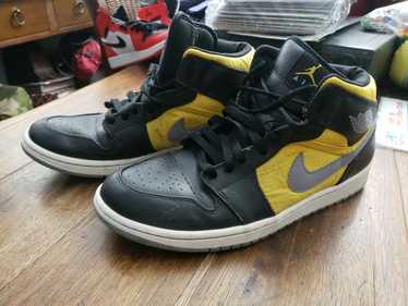 Nike black i - Gem
