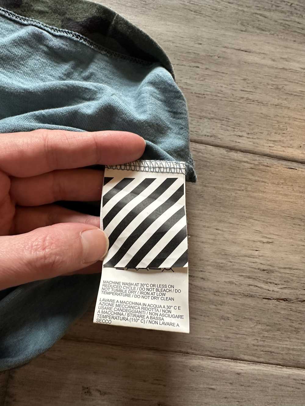 Off-White Off White Camoflage Tee - XL - image 3