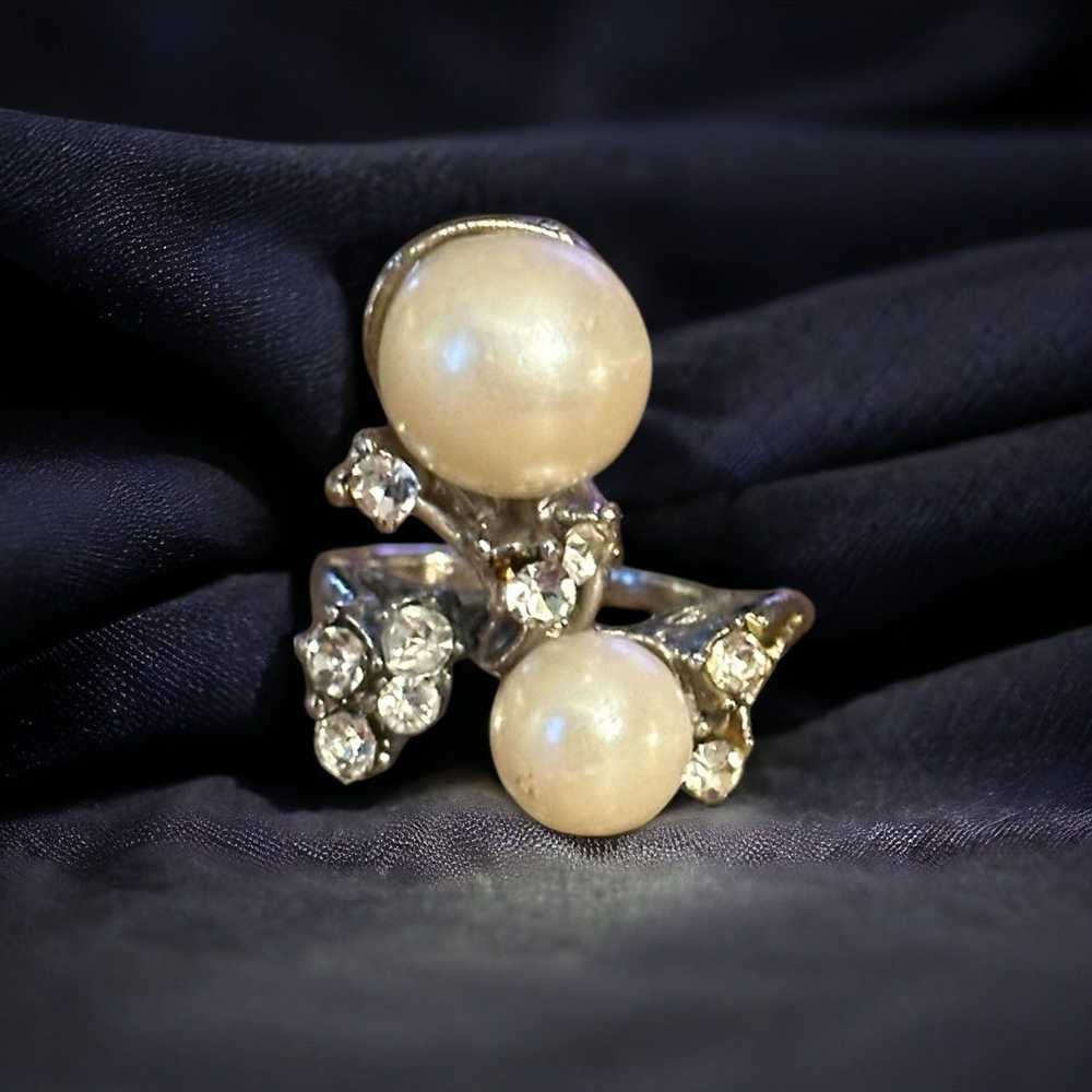 Vintage Vintage silver tone double pearl and rhin… - image 2