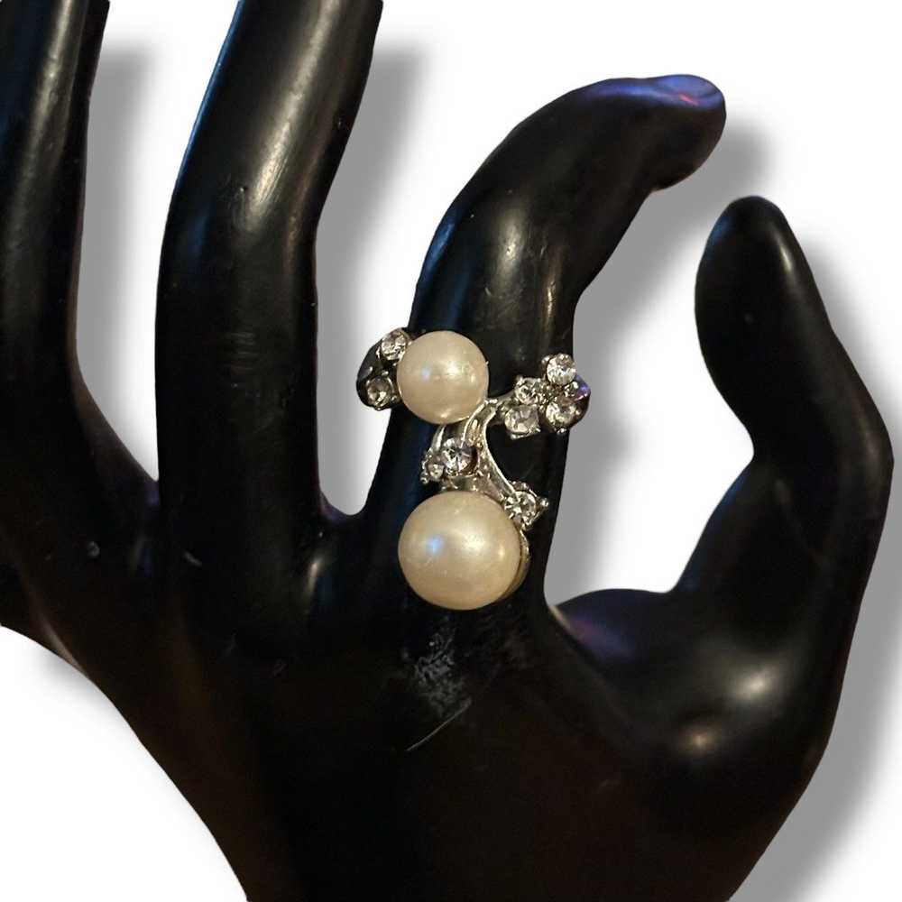 Vintage Vintage silver tone double pearl and rhin… - image 3