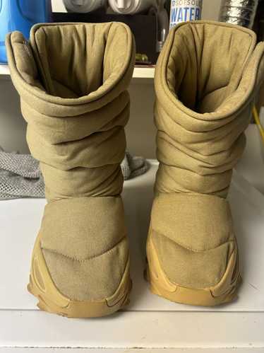 Adidas × Yeezy Season Yeezy Nsltd Boots