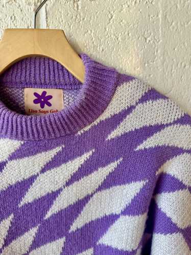 Lisa Says Gah purple and white print acrylic sweat