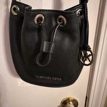 Michael Kors /crossbody/mini bucket