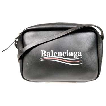 Balenciaga Everyday leather crossbody bag