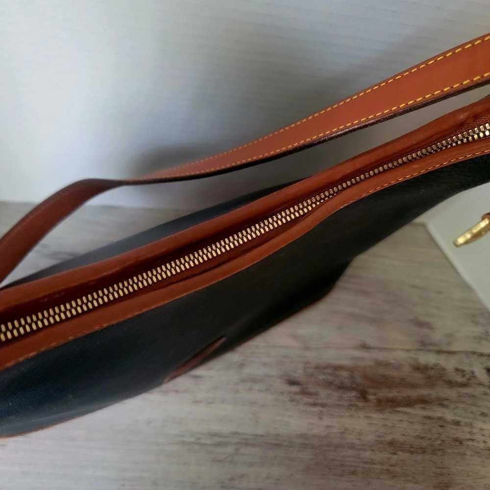 Dooney and Bourke - image 7